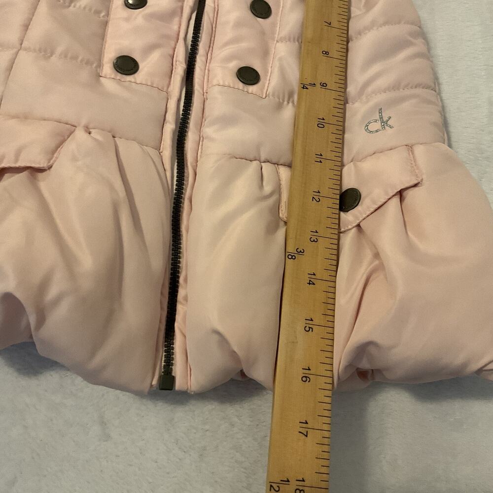 Calvin Klein Jeans Girls 5 Pink Hooded Puffer Gilet Zip Quilted Logo Barbiecore - Picture 7 of 8